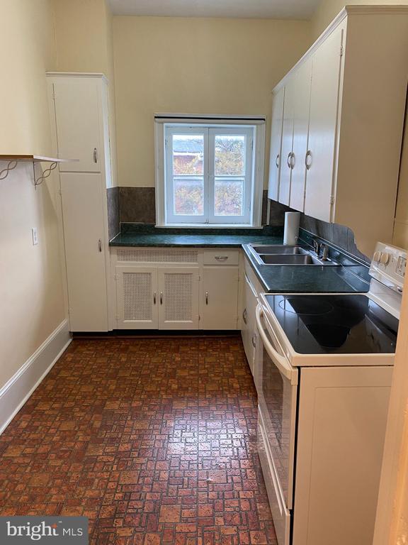 Foto del edificio - 324 W Boscawen St