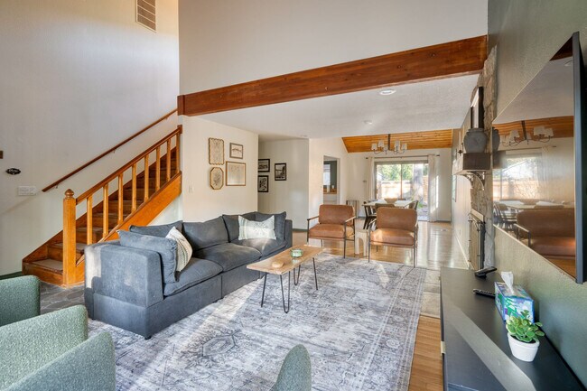 Foto del edificio - 65377 E Sandy River Ln