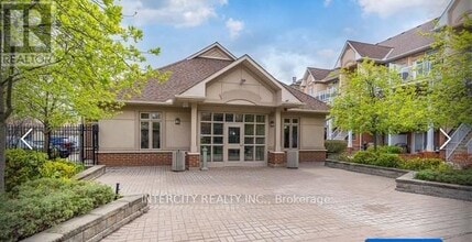 Building Photo - 1947 Lawrence Ave W