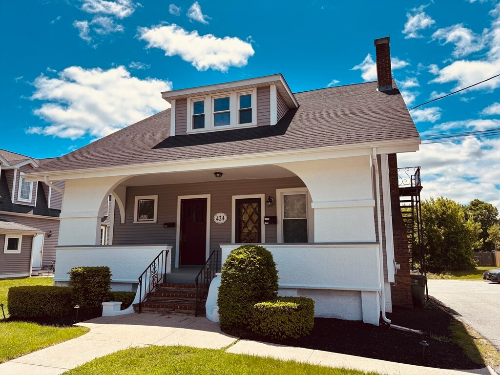 Foto principal - 424 E Central St