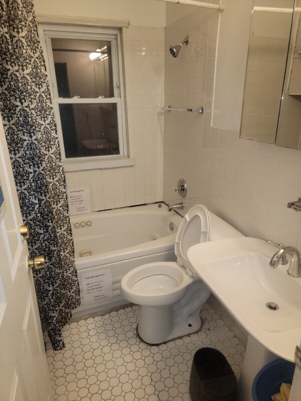 Building Photo - 7330 S Yates Blvd