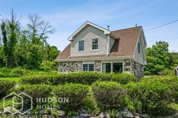 Primary Photo - NOW AVAILABLE! 77 Mountainside Rd, Warwick...
