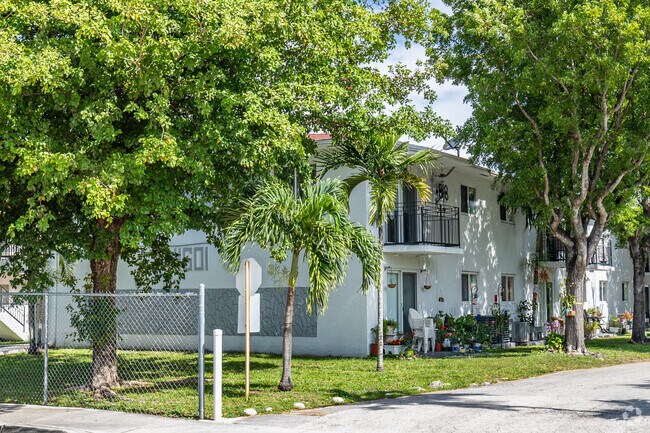 Foto del edificio - 1149-11501 NW 117th St