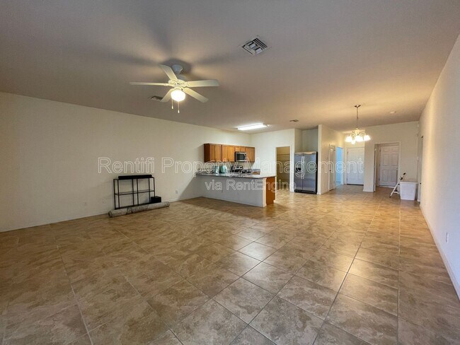 Foto del edificio - 1622 SW 16th Ct
