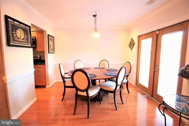 Foto del edificio - 6603 Forbush Ct