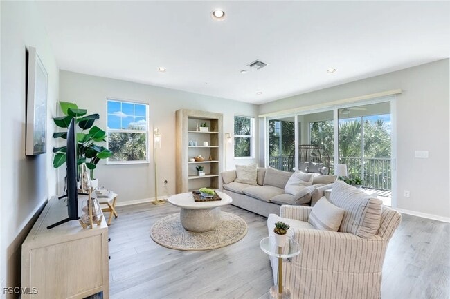 Foto del edificio - 2344 Sheen Ln