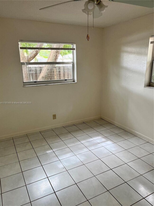Foto del edificio - 1470 SW 2nd Ave