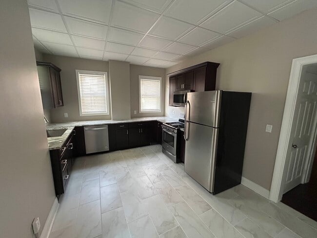 Building Photo - 4054 Howley St