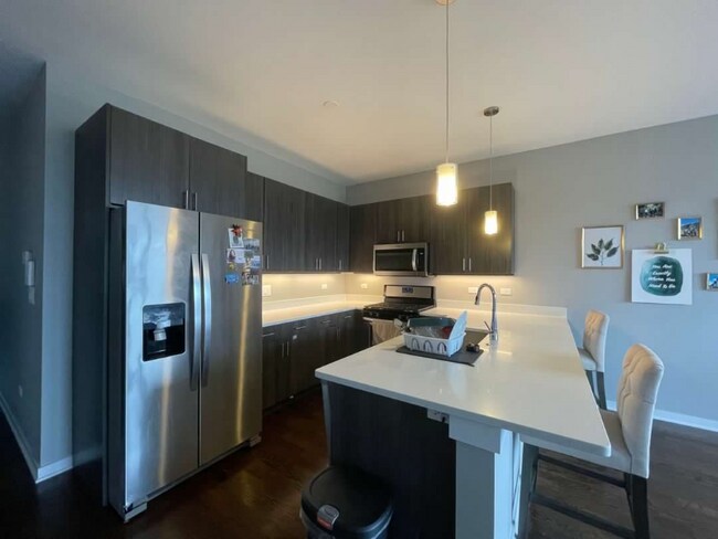 Foto del edificio - 4243 S St Lawrence Ave