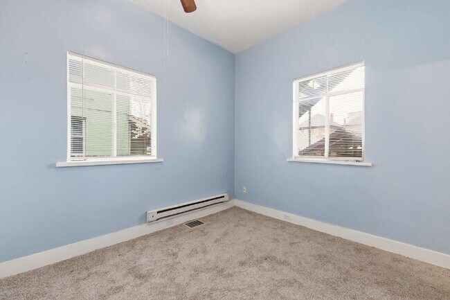 Foto del edificio - Cozy Studio in Charming Victorian Home in Baker District