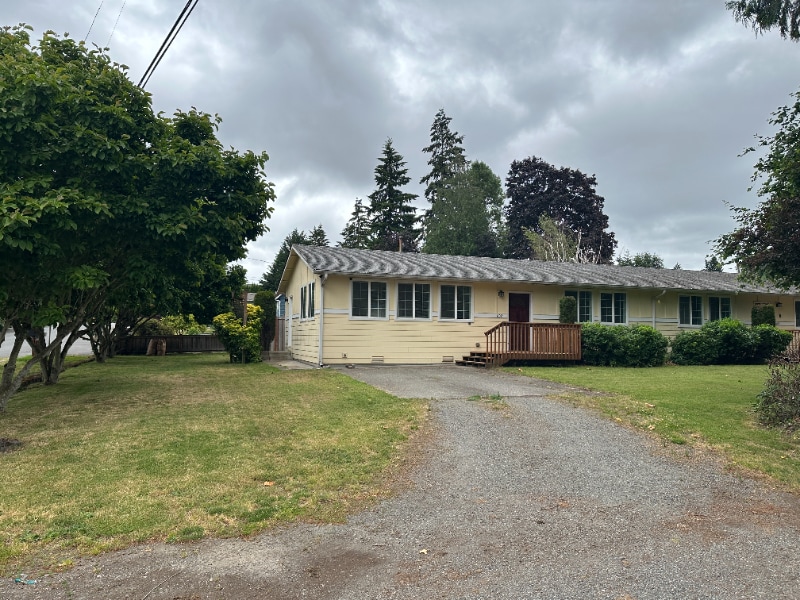 Primary Photo - 602 Alexander Ave