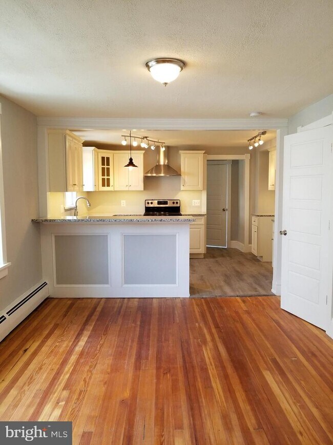 Foto del edificio - 337 S Lincoln Ave