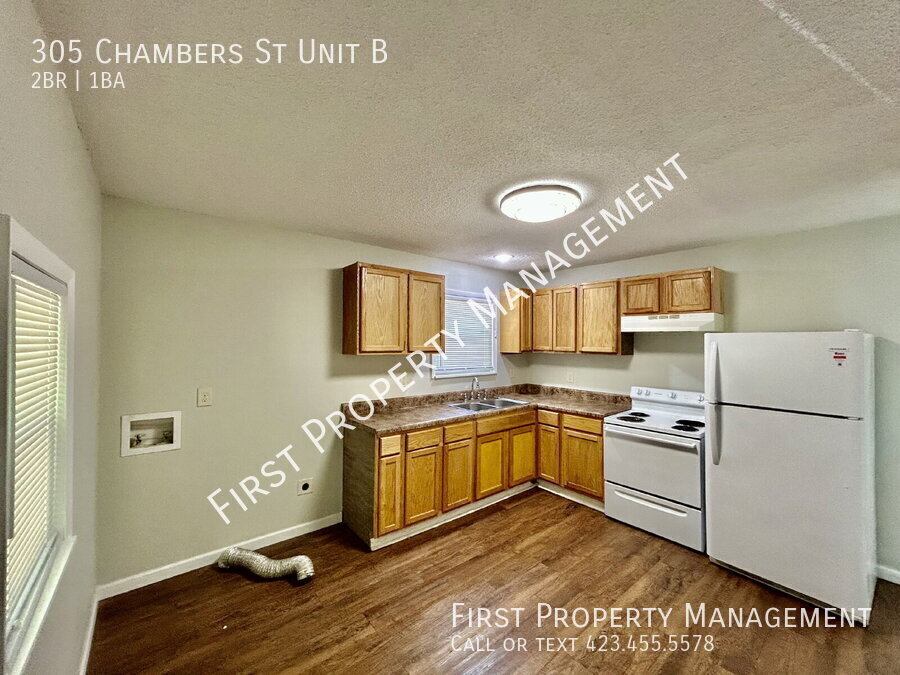 Primary Photo - 305 Chambers St