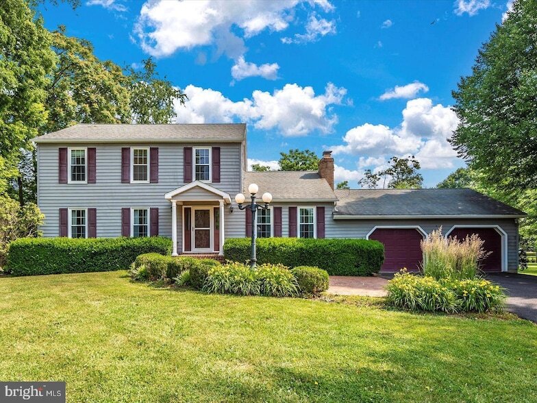 Foto principal - 5914 Lawrence Ct
