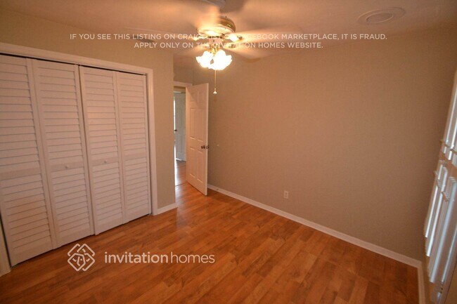 Foto del edificio - 925 SE 27th St
