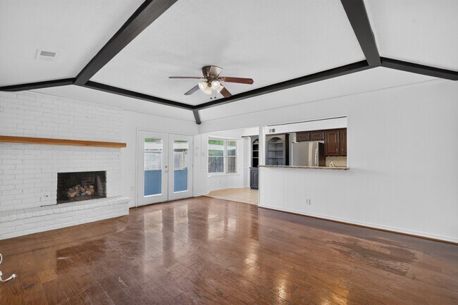 Foto del edificio - North Dallas 3 bedroom - Move in Ready!