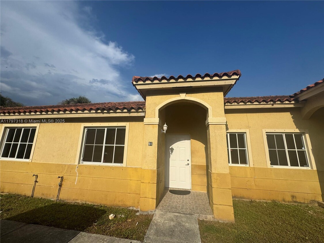 Foto principal - 91 NE 13th St