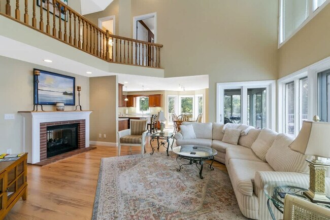 Building Photo - 140 Crane Ln