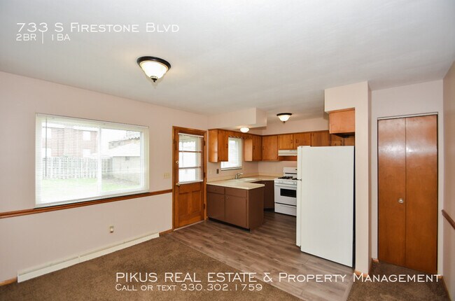 Building Photo - 733 S Firestone Blvd