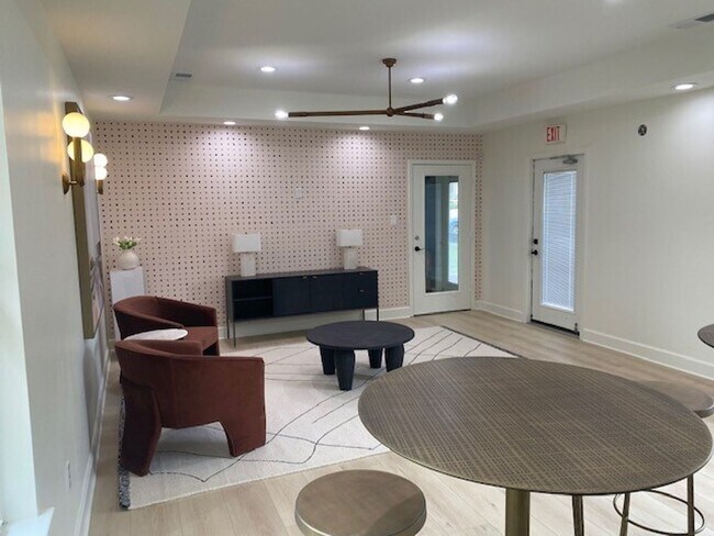 Foto del edificio - Summerfield Apartments