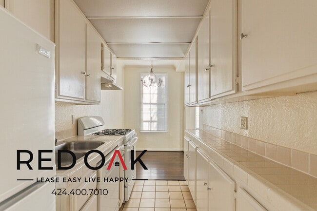 Foto del edificio - 5640 Franklin Ave