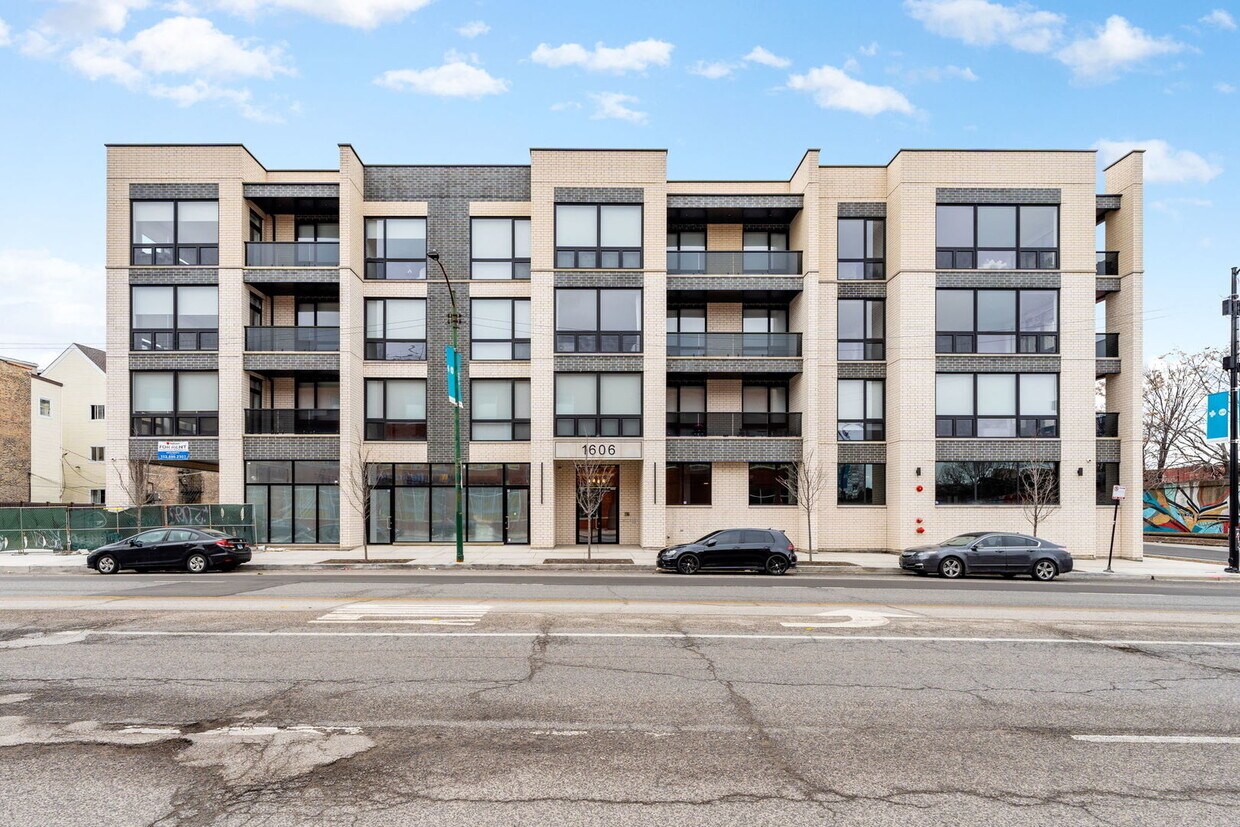 Foto principal - 1606 S Ashland Ave