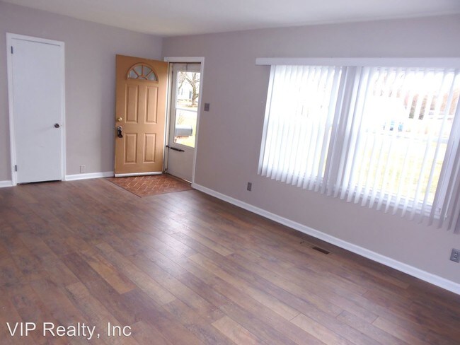 Building Photo - 408 Weymouth Ln