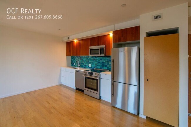 Foto del edificio - 152 W Laurel St