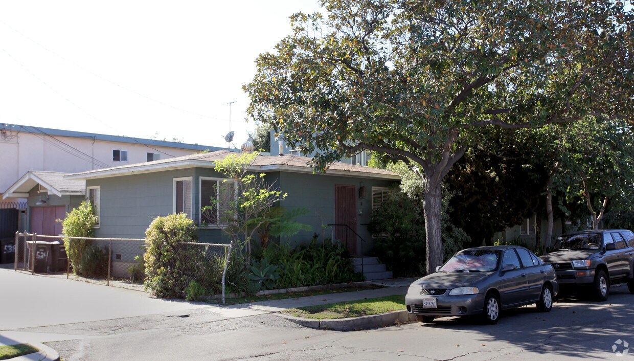 Building Photo - 534 Junipero Ave