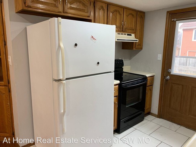 Foto del edificio - 3413-3415 E Avalon Dr