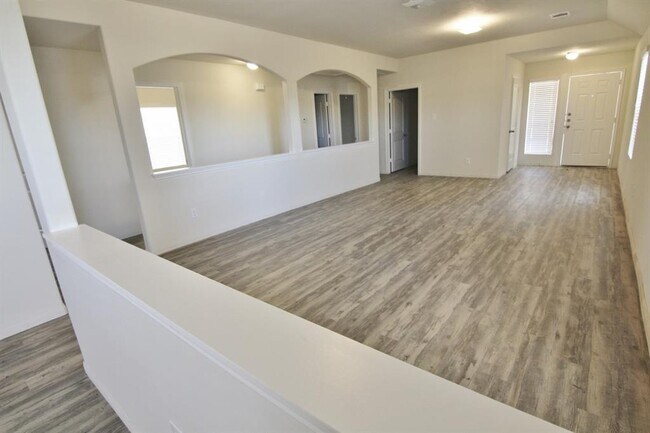 Building Photo - 8623 Lafferty Oaks St