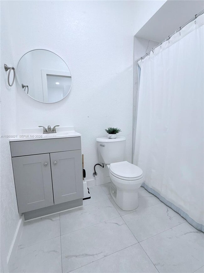 Foto del edificio - 5464 SW 164th Ct