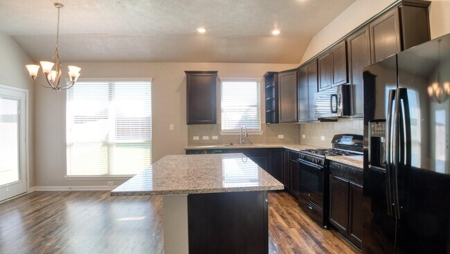 Building Photo - 4104 Summer Haze Ct
