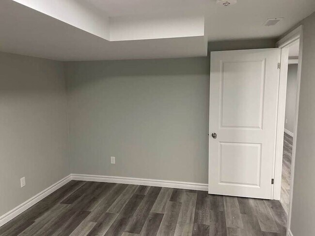 Photo du bâtiment - 23 Woodman Dr