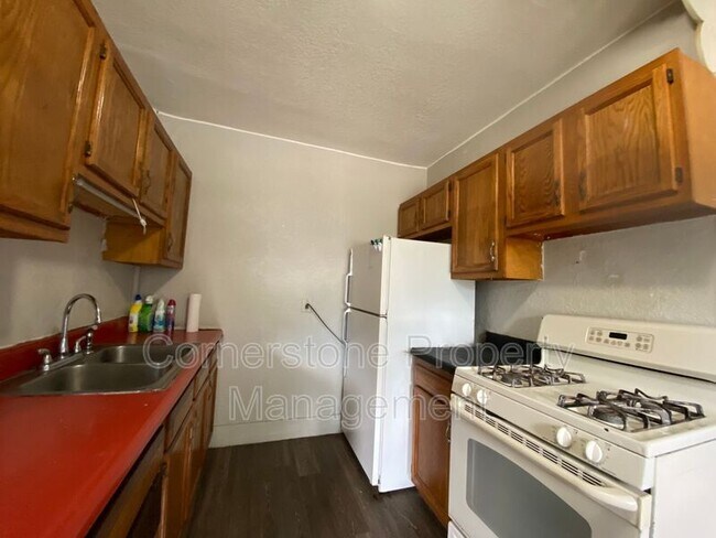 Foto del edificio - 704 14th Ave N