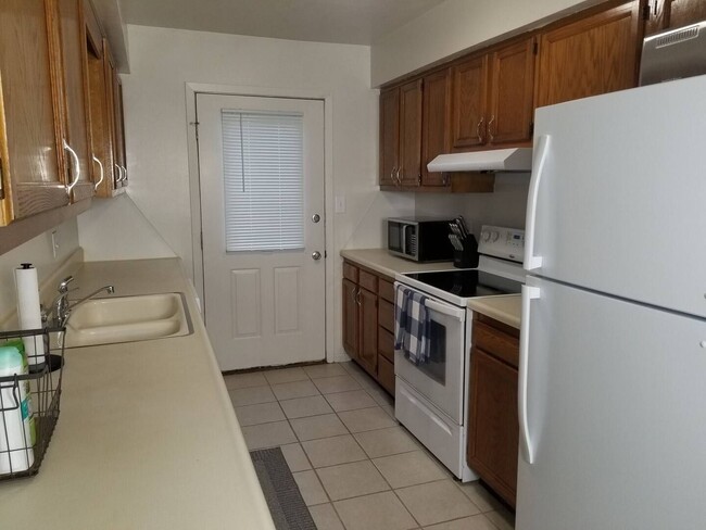 Foto del edificio - Plainfield Dr 1538-40
