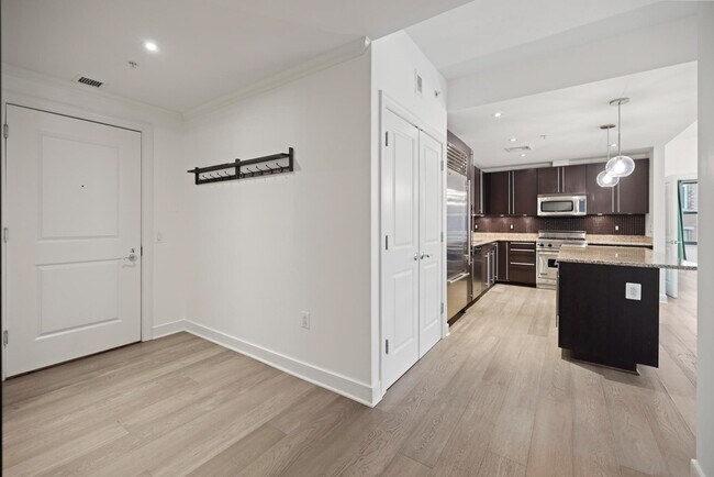 Foto del edificio - 2425 L St NW