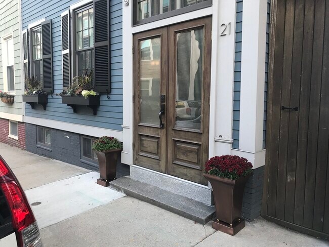 Foto del edificio - 21 Trenton St