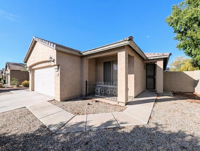 Building Photo - 5770 W Golden Ln