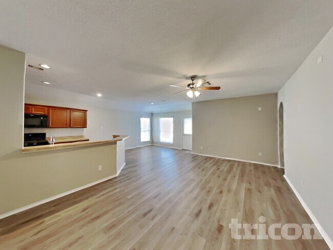 Foto del edificio - 20435 Shiloh Mist Ln