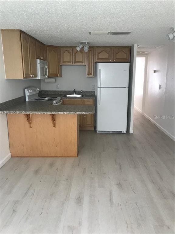 Building Photo - 440 Louden Ave