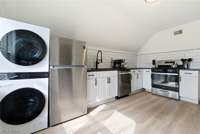 Foto del edificio - 3326 E Overlook Rd