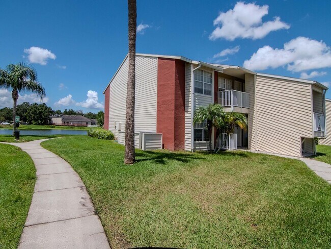 Foto del edificio - Remodeled Ground Floor 1 Bedroom 1 Bath Fo...