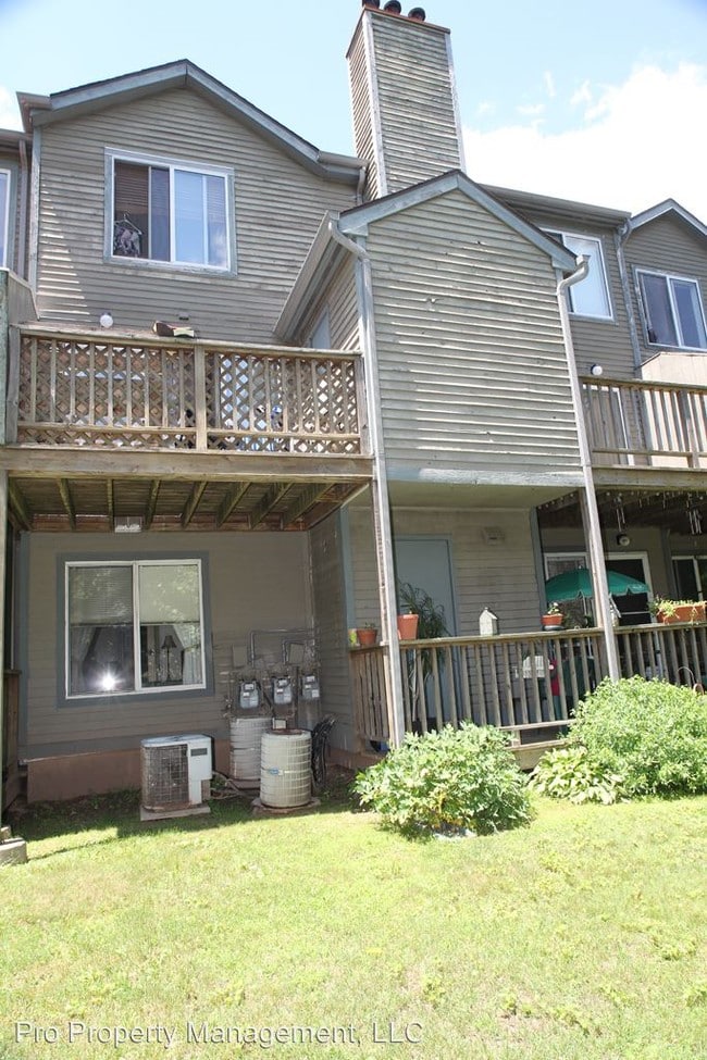 Building Photo - 1423 Quinnipiac Ave