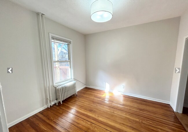 Building Photo - 151 E Cottage St