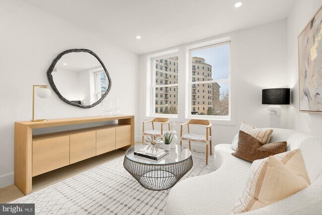 Foto del edificio - 2116 Kalorama Rd NW