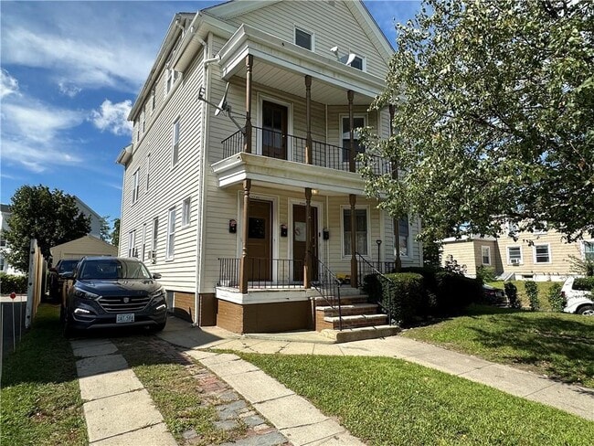 Building Photo - 1245 Cranston St