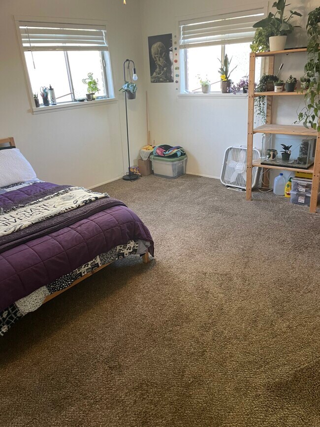 Foto del edificio - 186 N 500 E