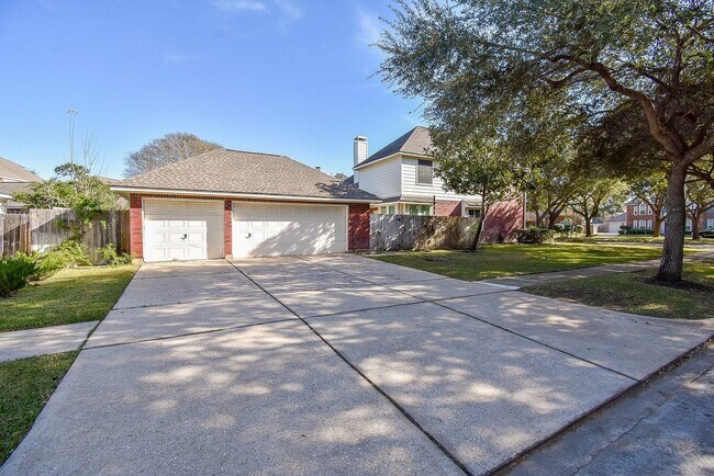 Foto del edificio - 2810 Grassy Knoll Ct