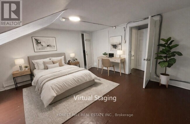 Photo du bâtiment - 132 Dundas St E